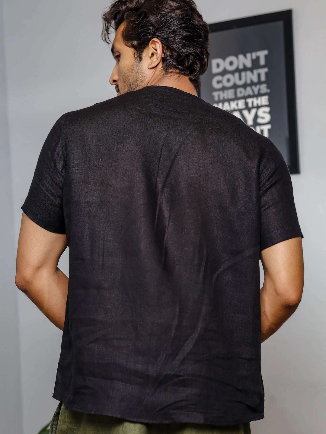 Zach Black & Moss Green Linen T-Shirt – Short Sleeve Color Block - The Organico